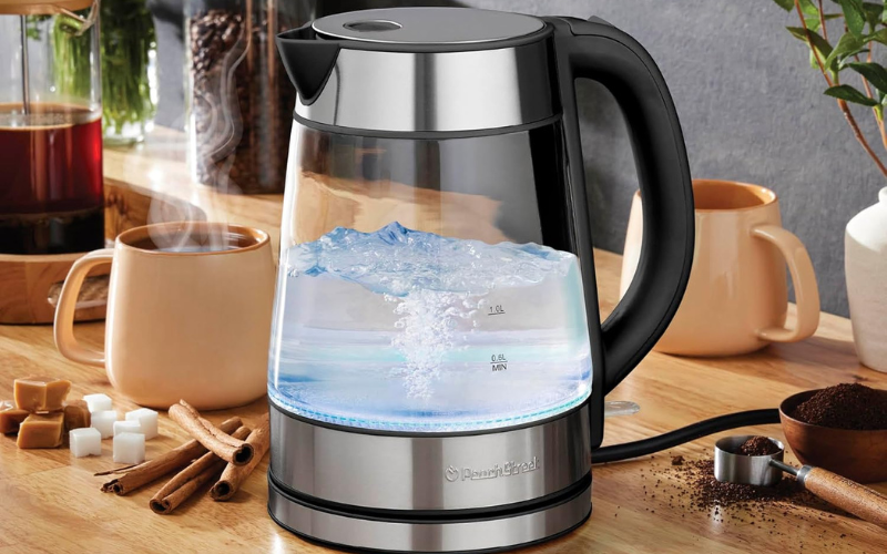 Electric Kettles by Peach Street
