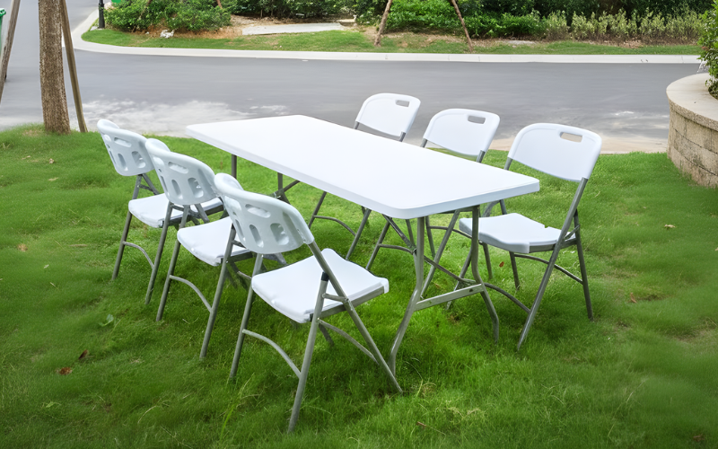 Folding Chairs and Tables Smart and Space-Saving Seating Solutions
